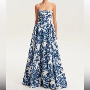 Elegant Blue Floral Strapless Dress